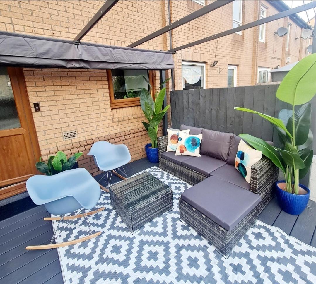 Bright 3Br Walking Distance To Town - Free Parking Apartamento Glasgow Exterior foto